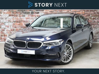 BMW 5 Serie Sedan 540i High Executive Sport Line Automaat / Schuif-/kanteldak / Head-Up Display / Adaptive Drive / Remote Parking / Stoelventilatie / Driving Assistant Plus / Stoelverwarming voor+achter / Comfort Access / 19 Inch