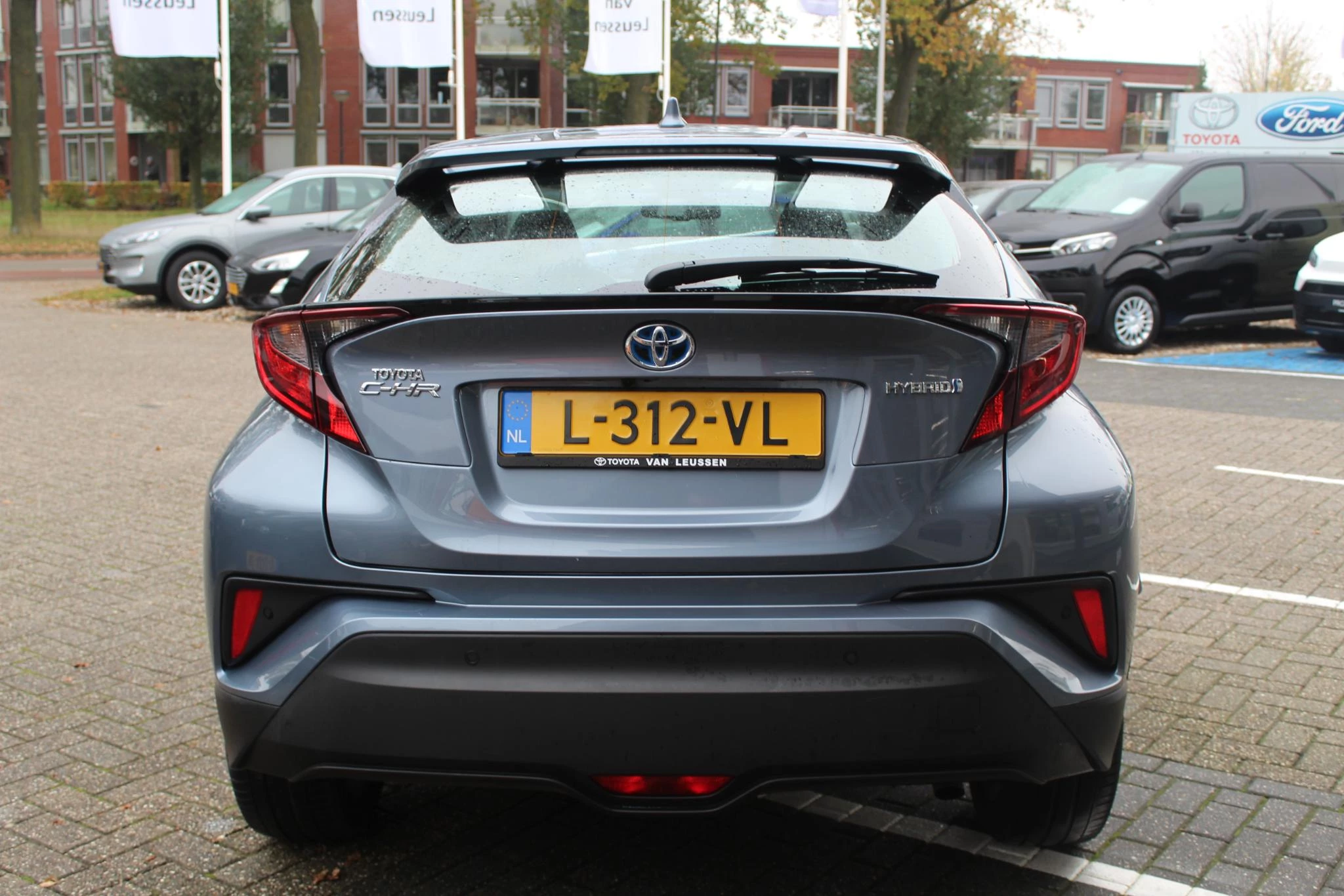 Hoofdafbeelding Toyota C-HR