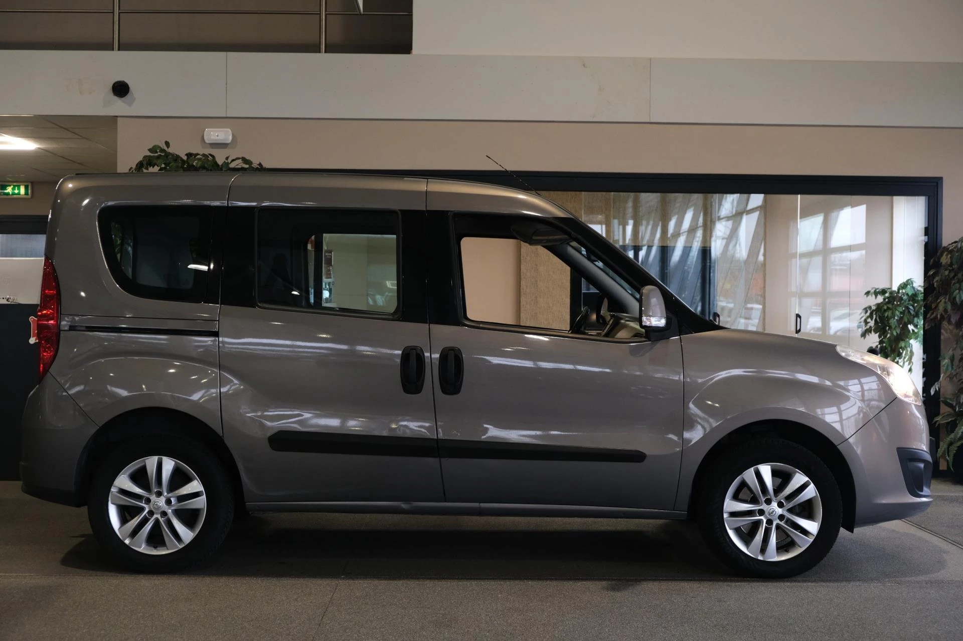 Hoofdafbeelding Opel Combo