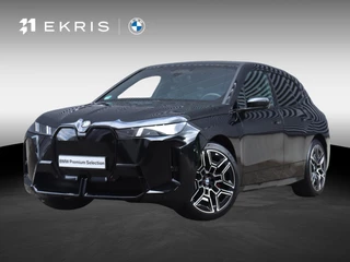BMW iX xDrive45 | M Sport Pro | Trekhaak | Head up | Driving Assistant Prof. | Parking Assistant prof. | Harman Kardon | Stoelventilatie  | 22'' LMV