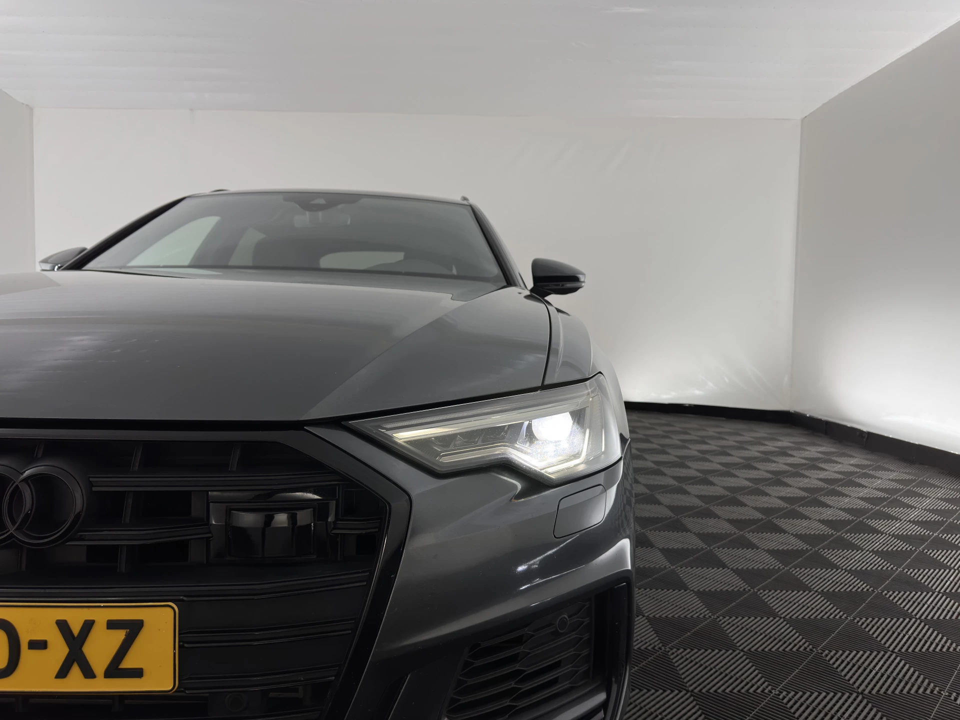 Hoofdafbeelding Audi S6