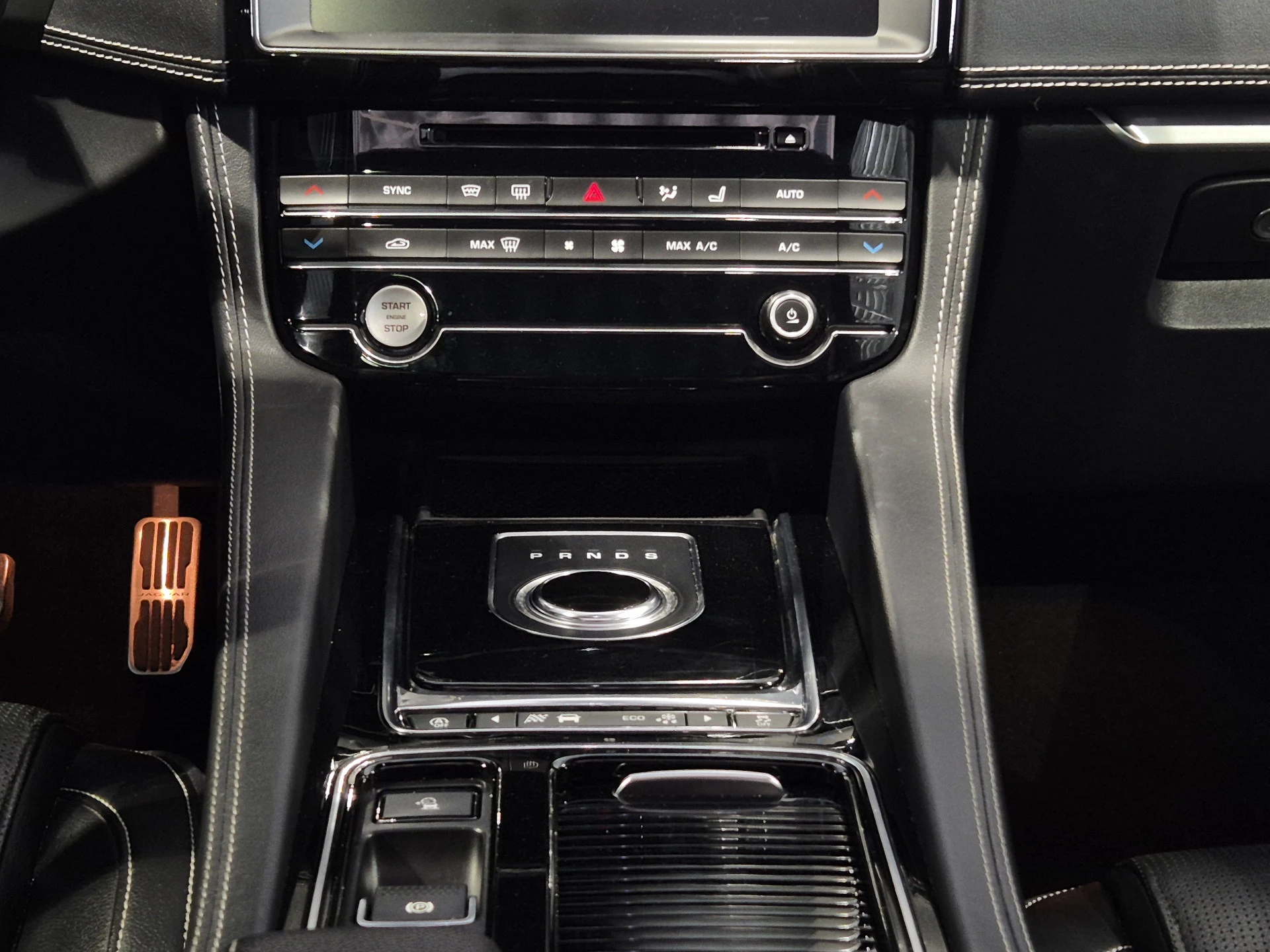 Hoofdafbeelding Jaguar F-PACE