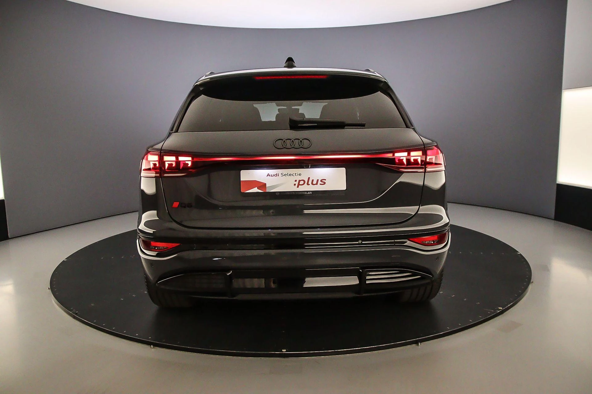 Hoofdafbeelding Audi Q6 e-tron