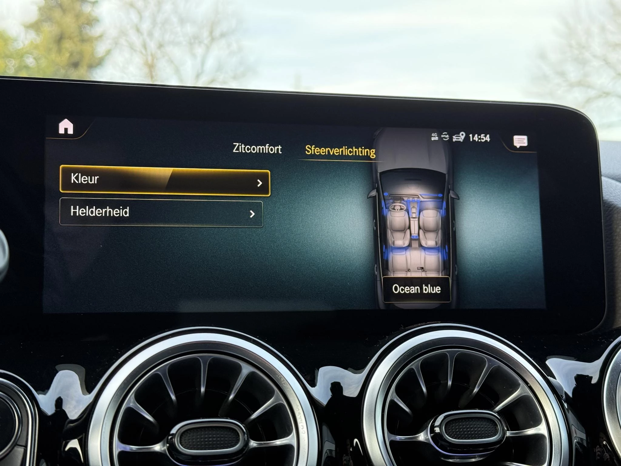 Hoofdafbeelding Mercedes-Benz EQA