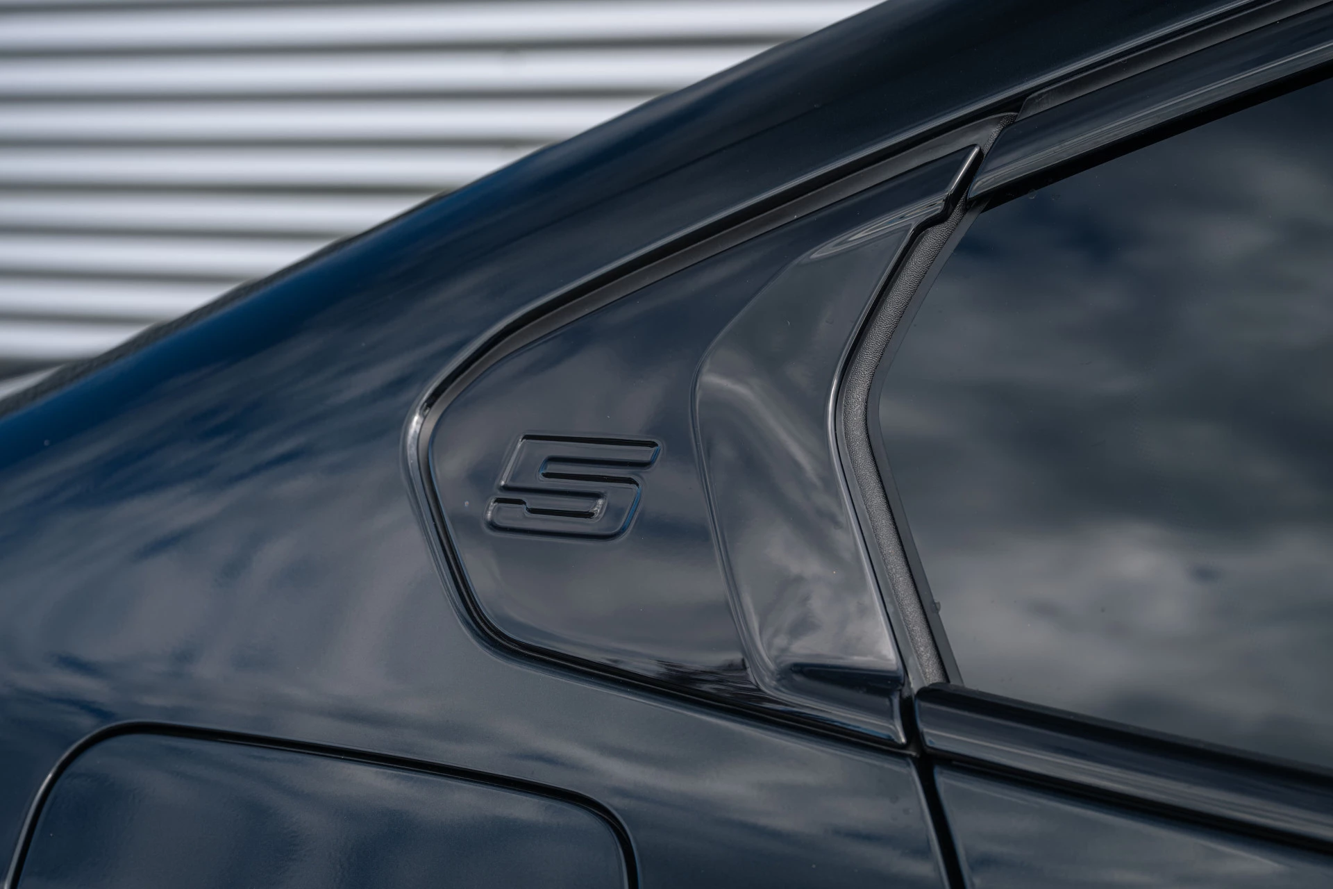 Hoofdafbeelding BMW i5