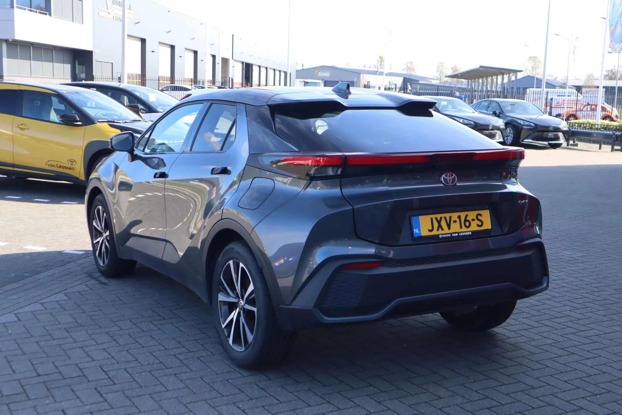 Hoofdafbeelding Toyota C-HR