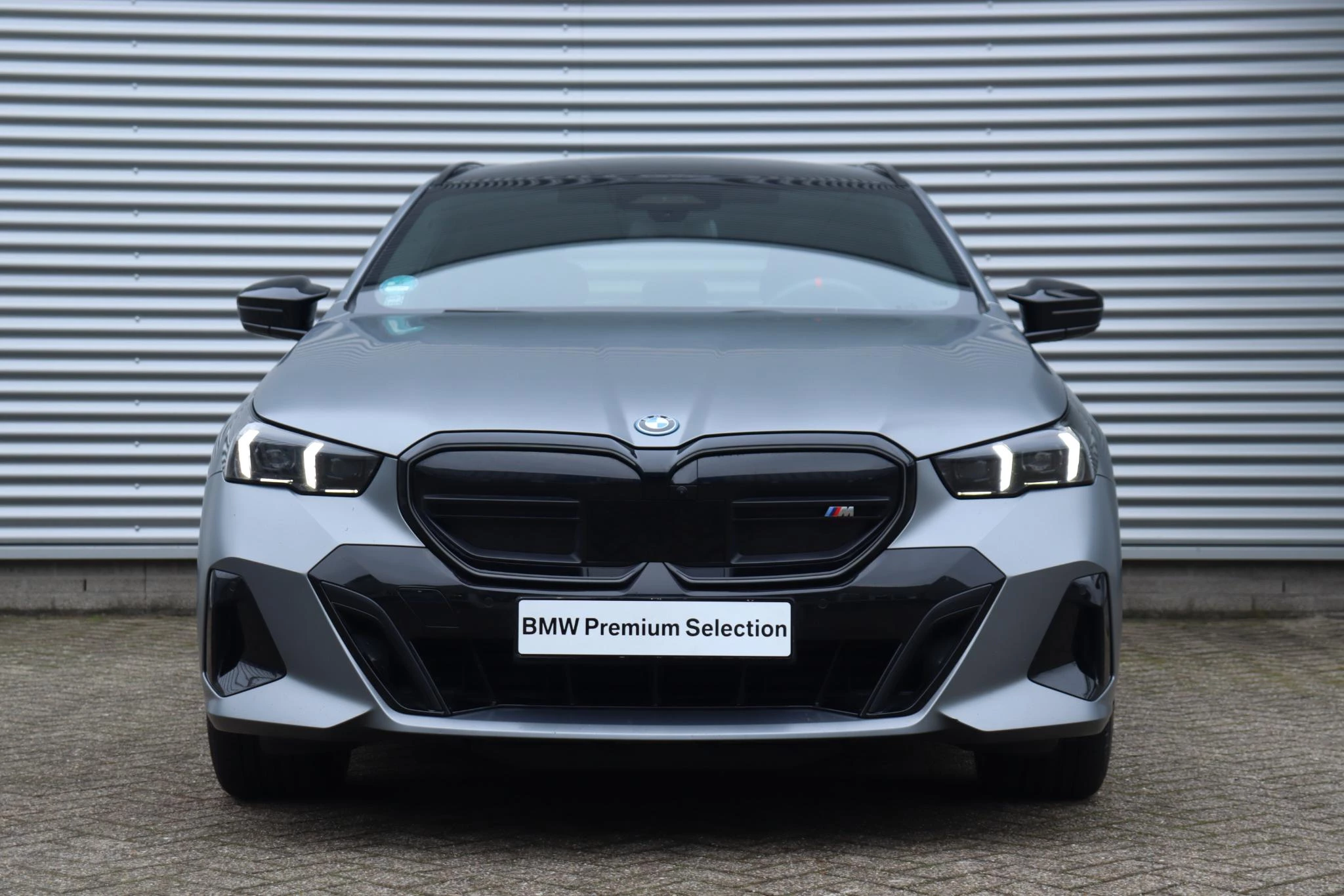 Hoofdafbeelding BMW i5