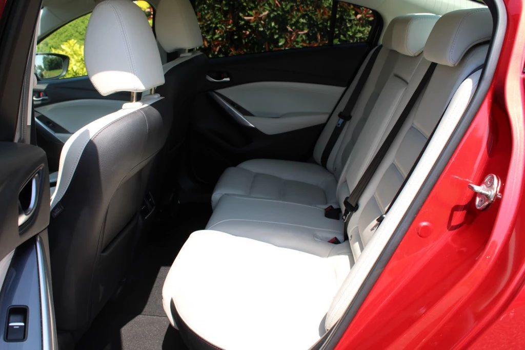 Hoofdafbeelding Mazda 6