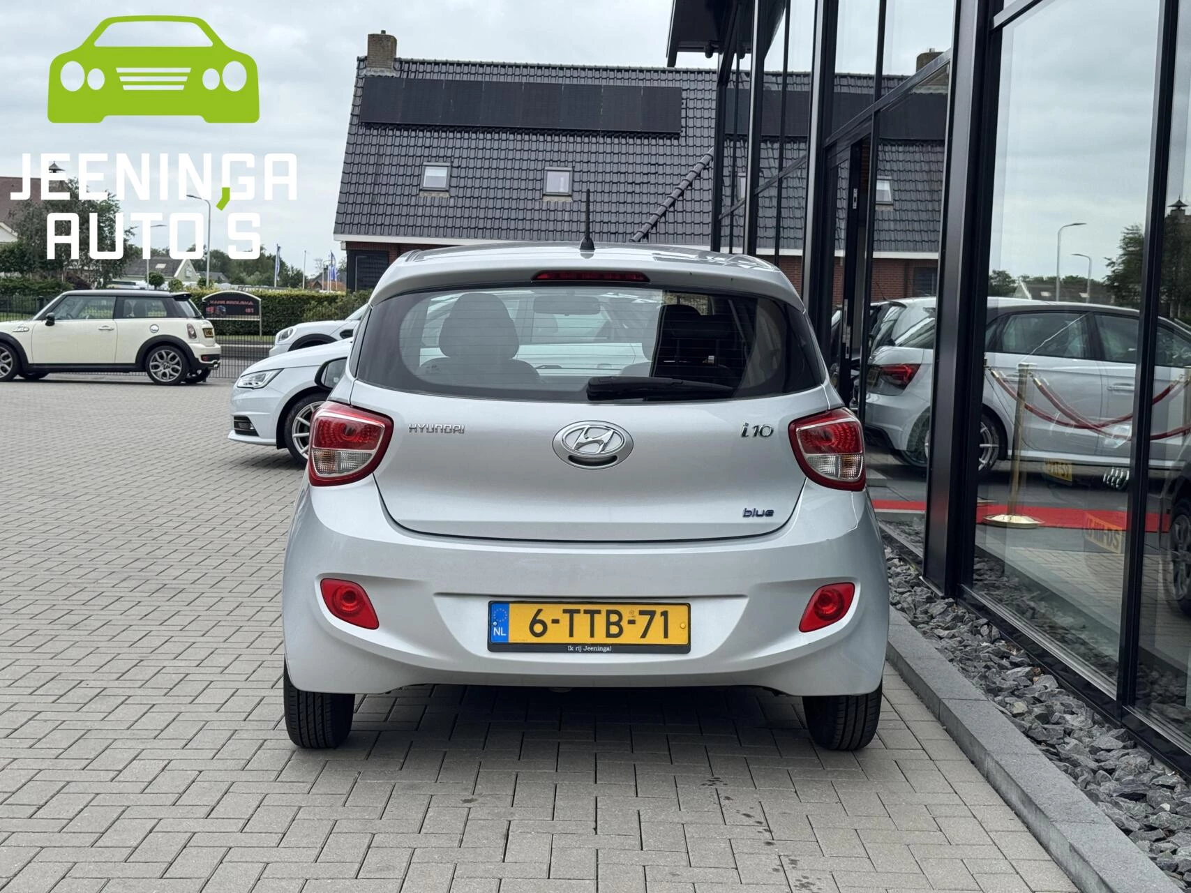 Hoofdafbeelding Hyundai i10