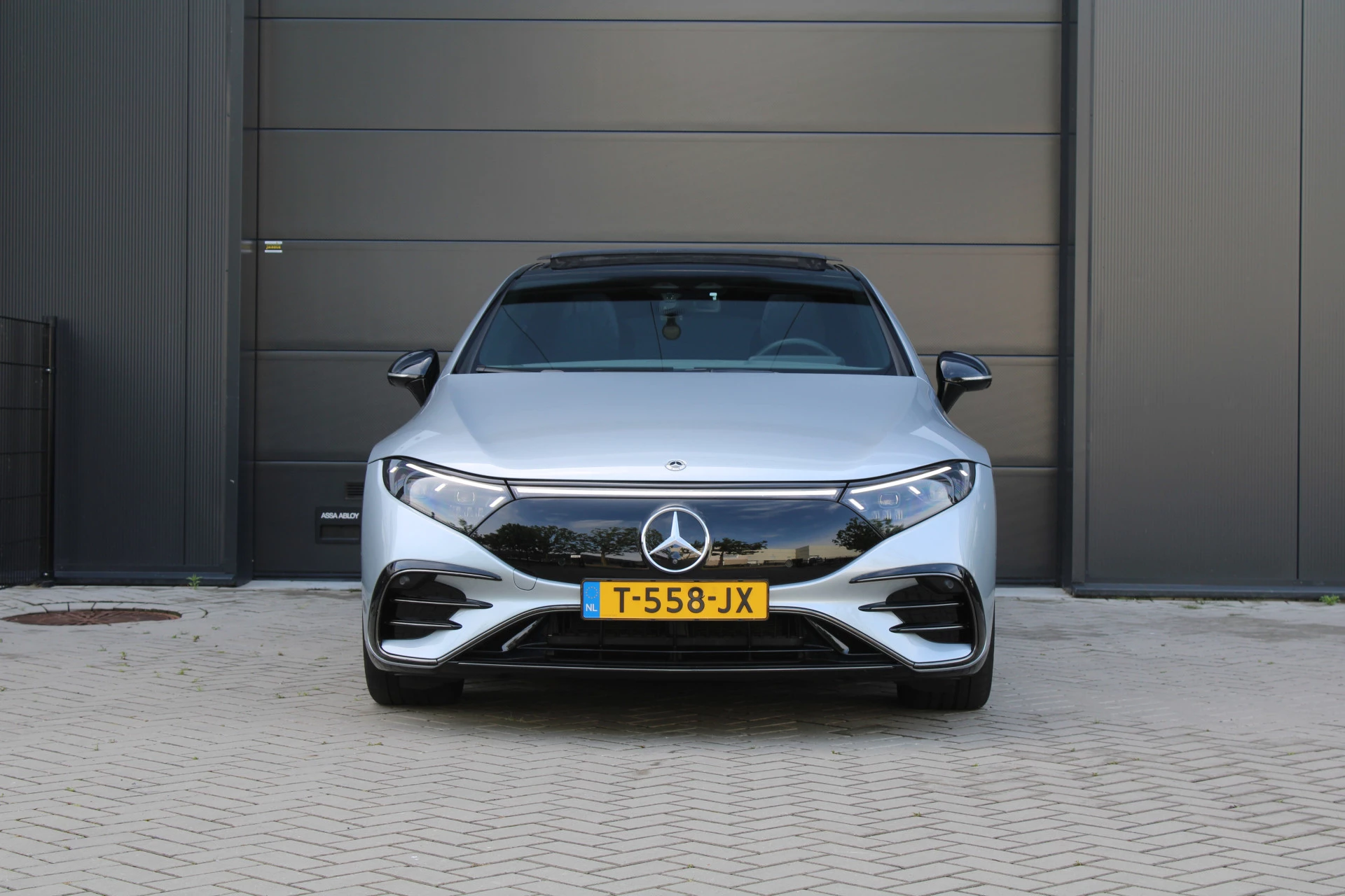 Hoofdafbeelding Mercedes-Benz EQS
