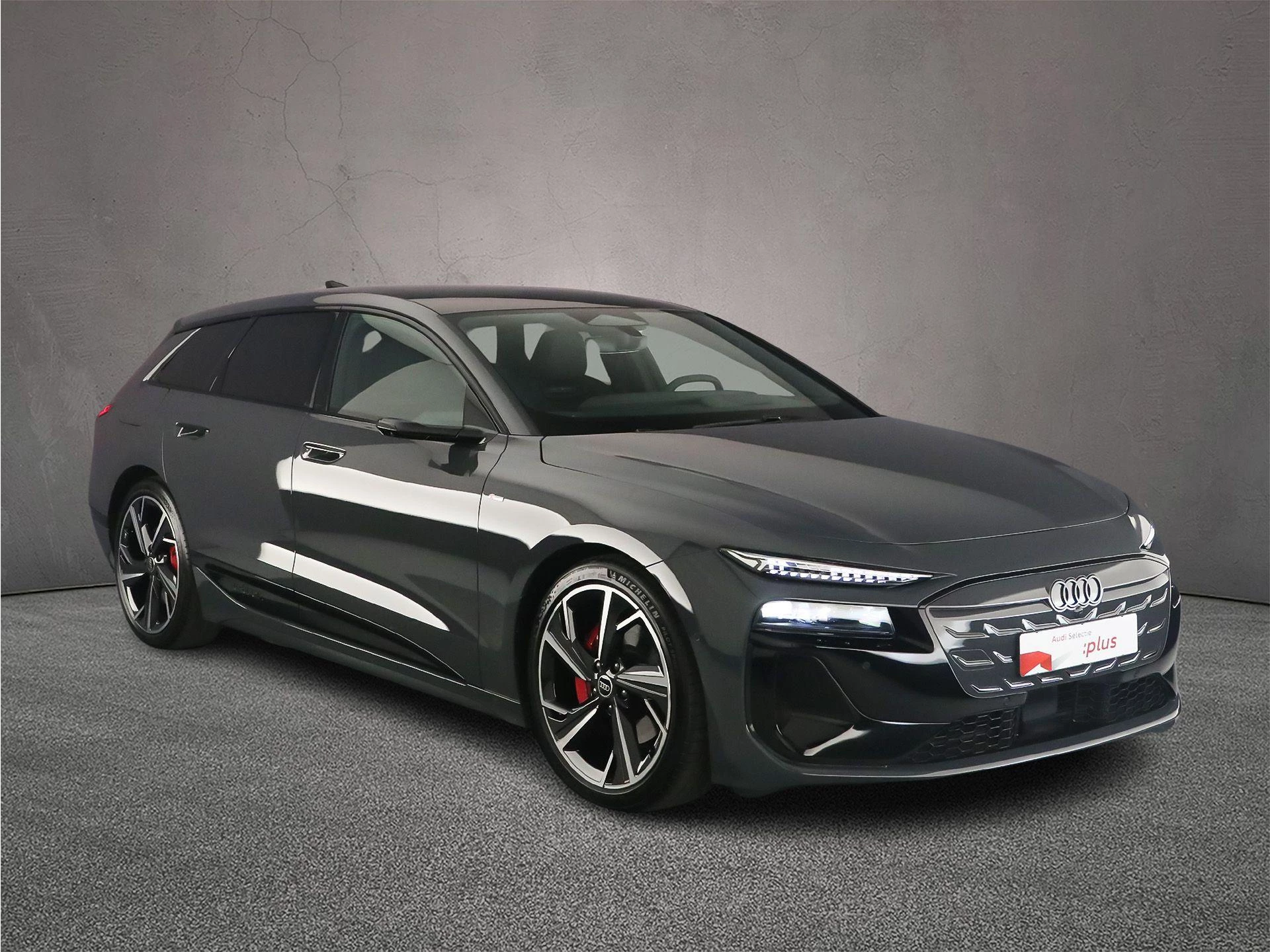 Hoofdafbeelding Audi A6 Avant e-tron