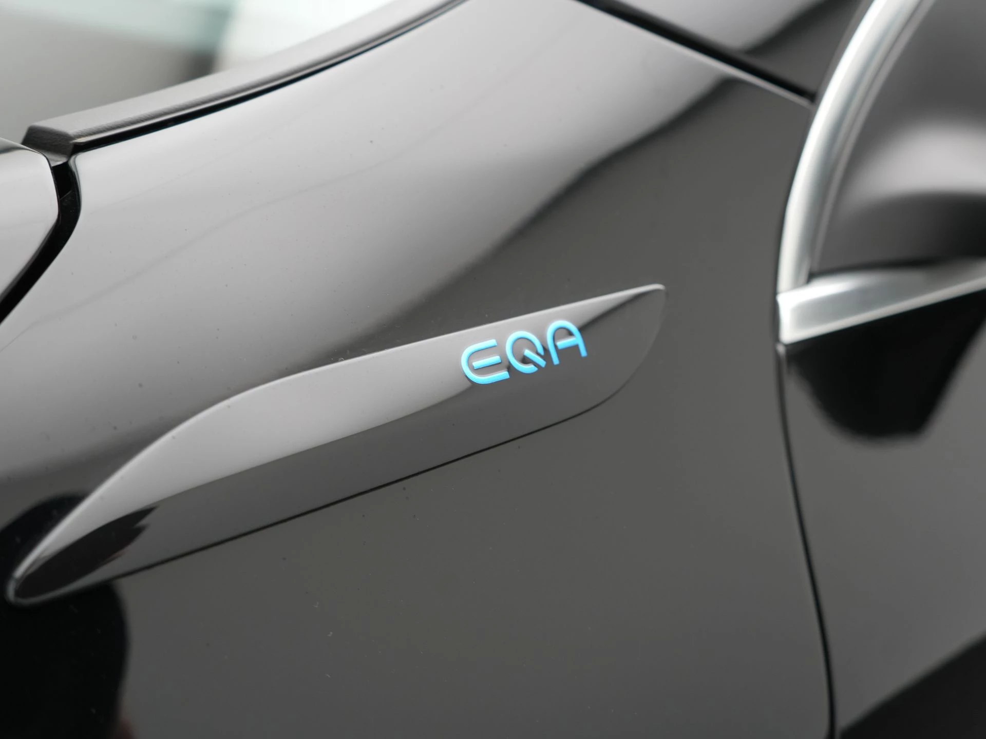 Hoofdafbeelding Mercedes-Benz EQA