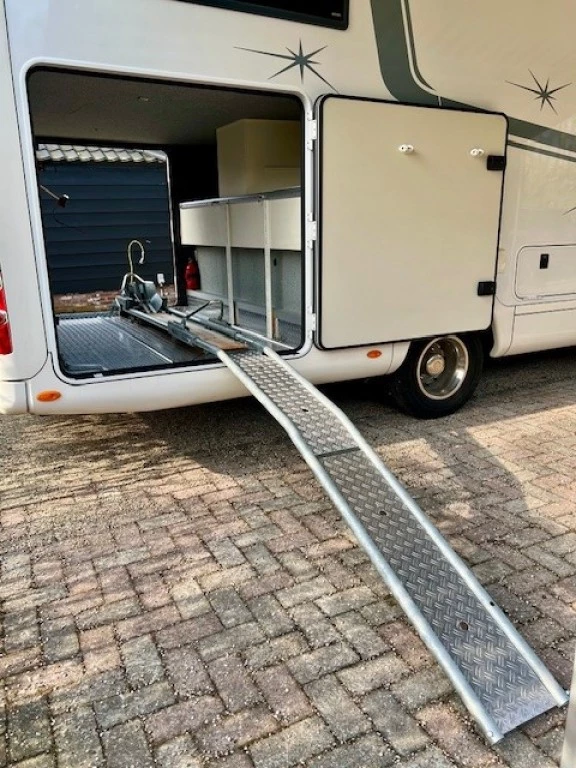 Hoofdafbeelding Iveco Phoenix / Iveco Maxiliner