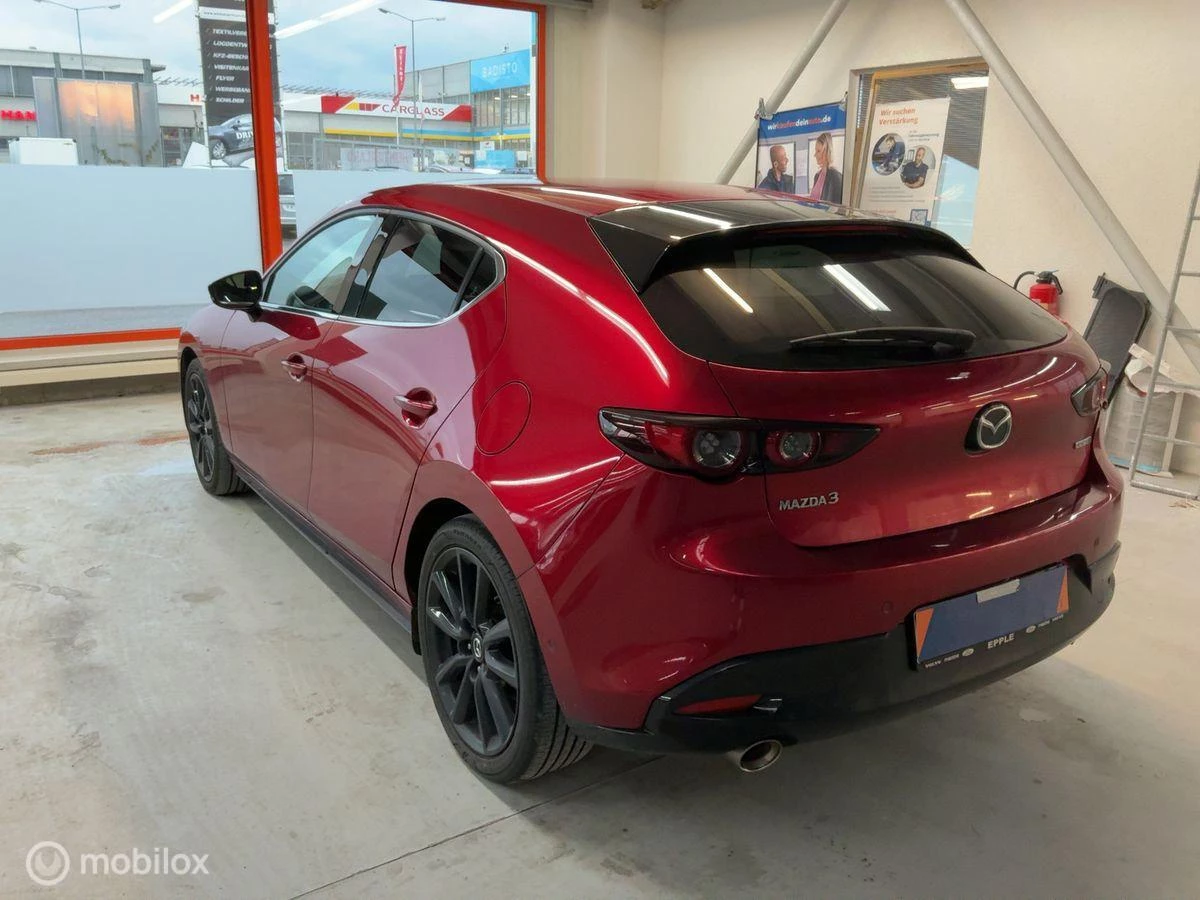 Hoofdafbeelding Mazda 3