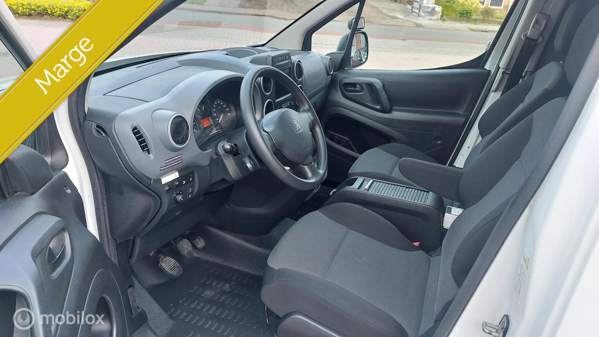 Hoofdafbeelding Peugeot Partner