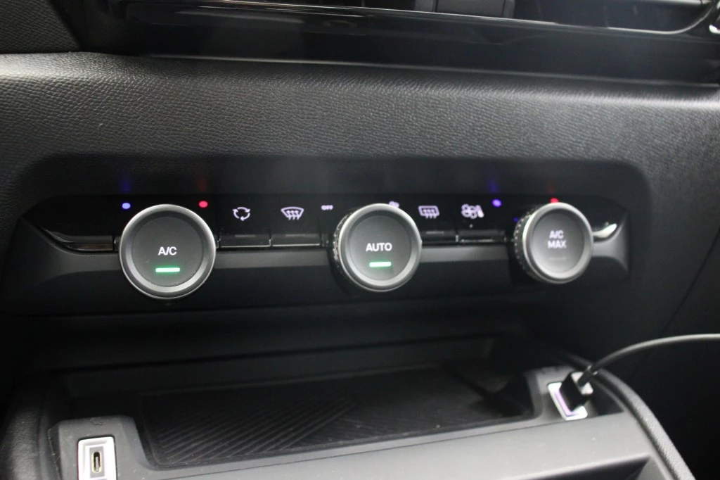 Hoofdafbeelding Citroën ë-C4