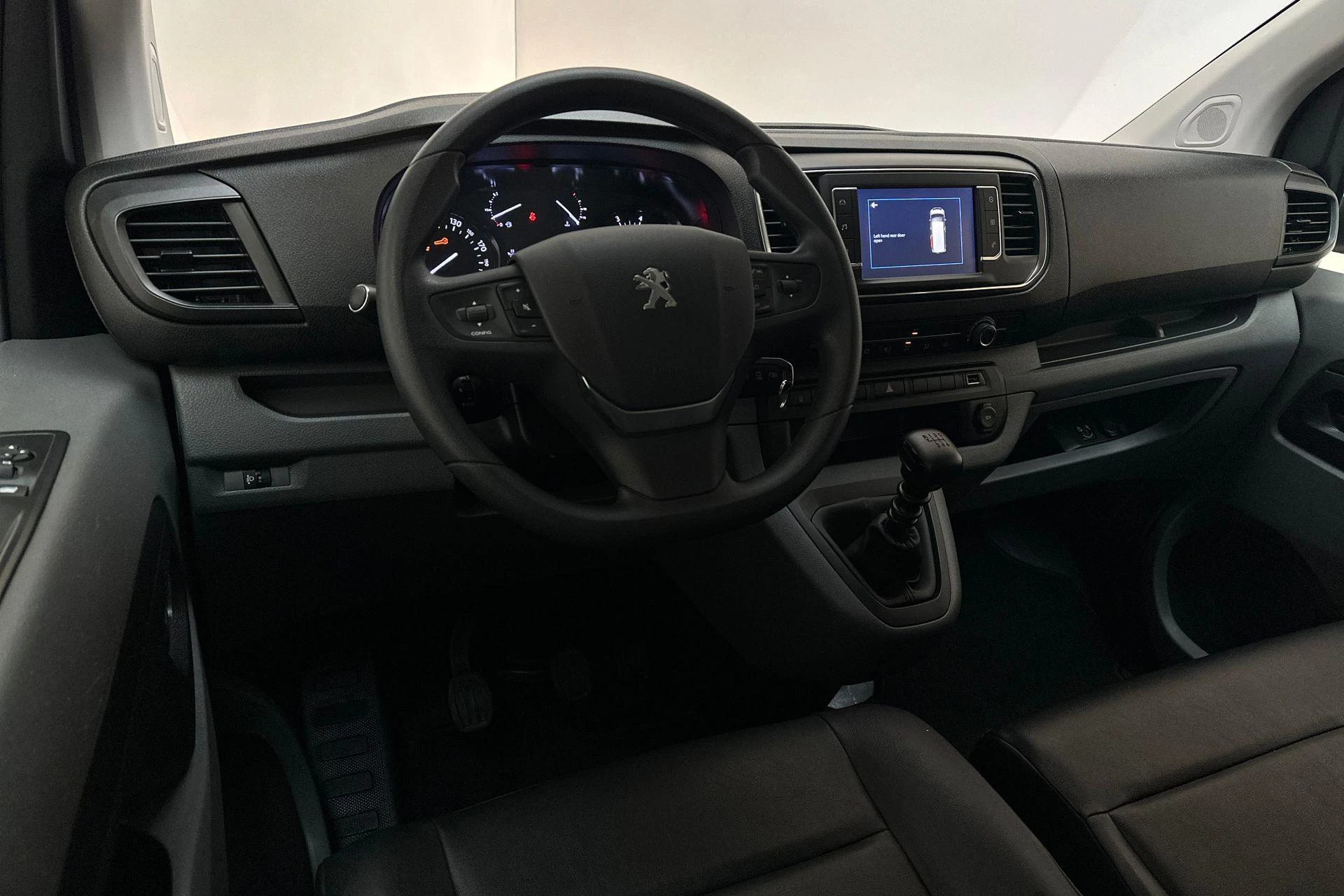 Hoofdafbeelding Peugeot Traveller