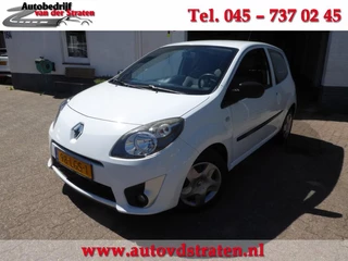 Hoofdafbeelding Renault Twingo Renault Twingo 1.2-16V AUTHENTIQUE/Airco/Weinig KM/Keurige auto!!!