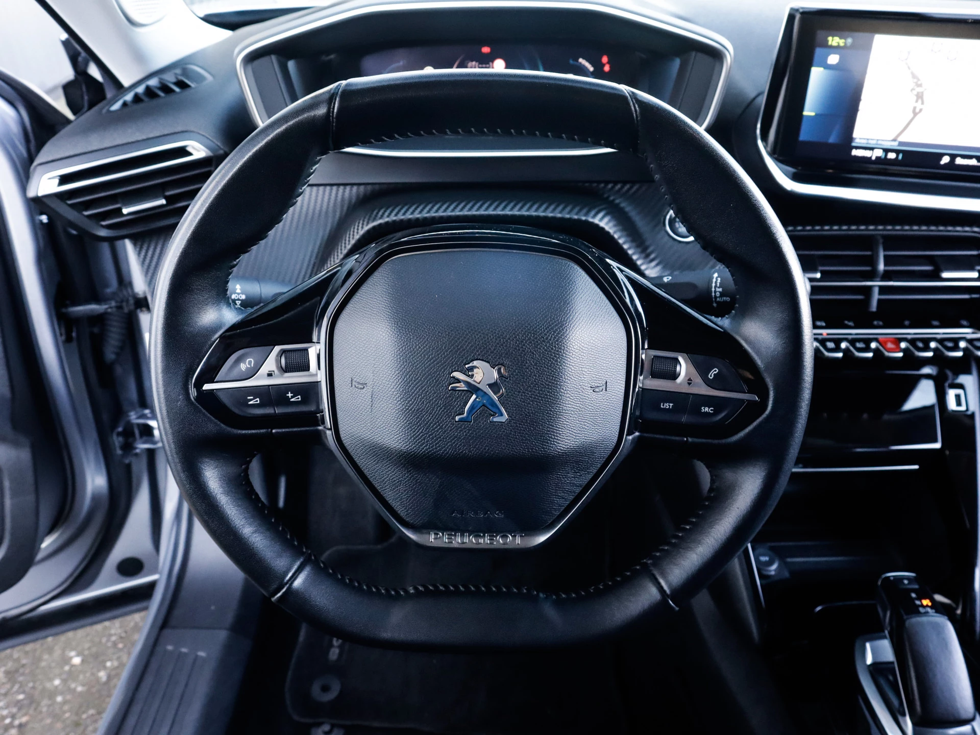 Hoofdafbeelding Peugeot e-2008