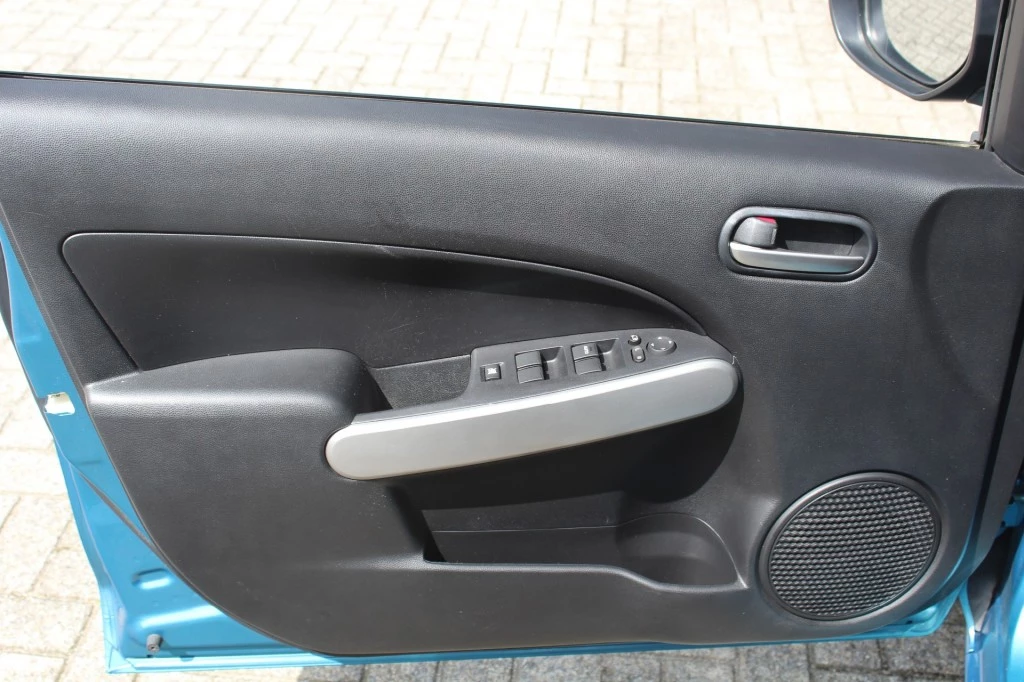 Hoofdafbeelding Mazda 2