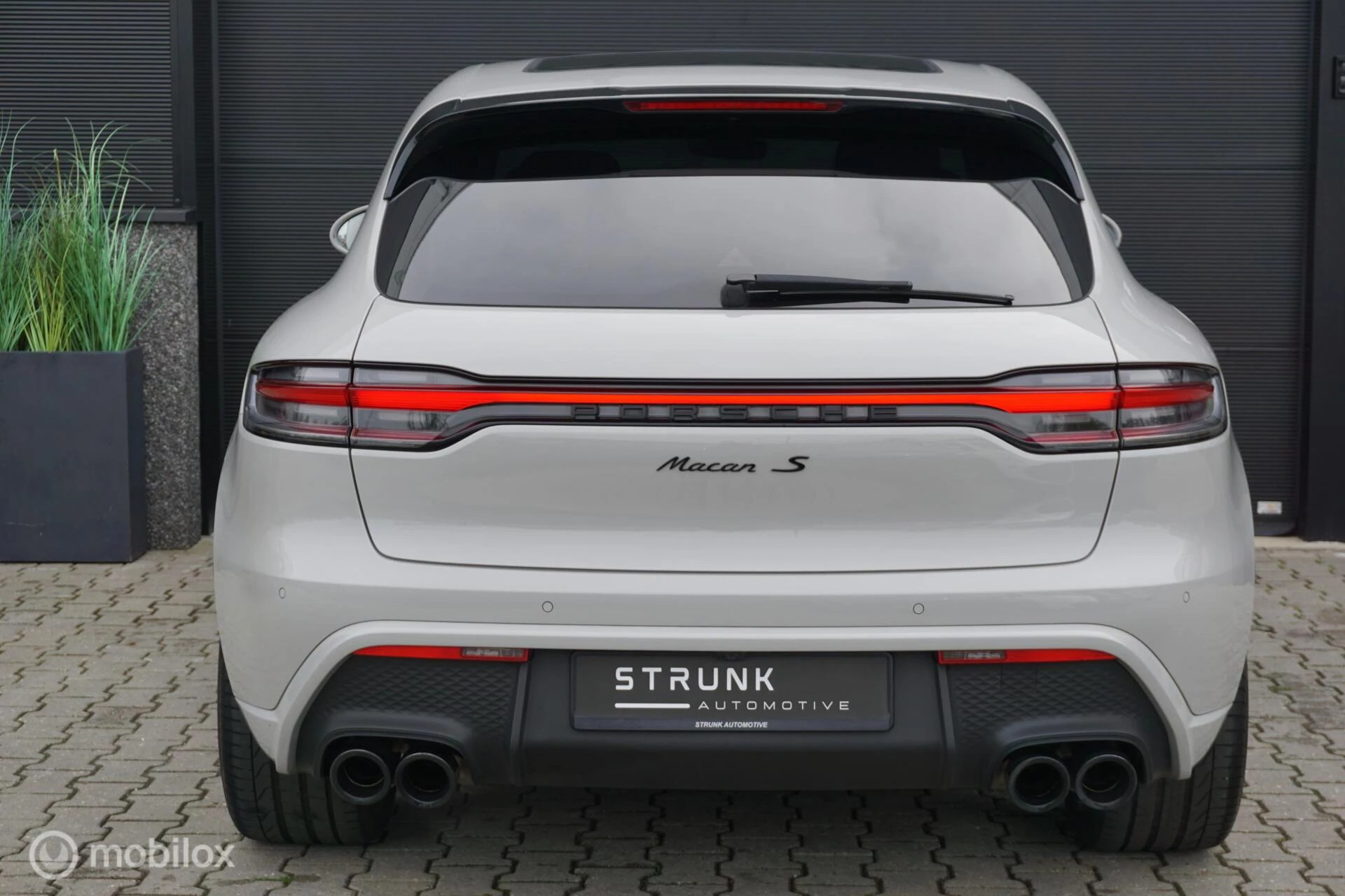 Hoofdafbeelding Porsche Macan