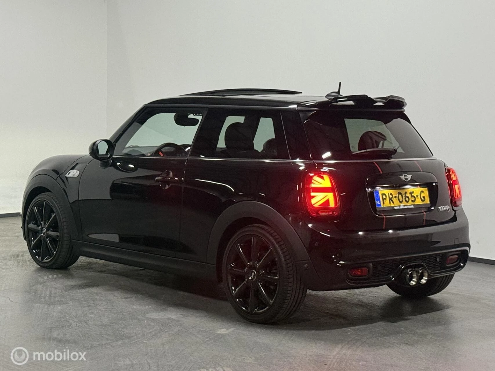 Hoofdafbeelding MINI Cooper S