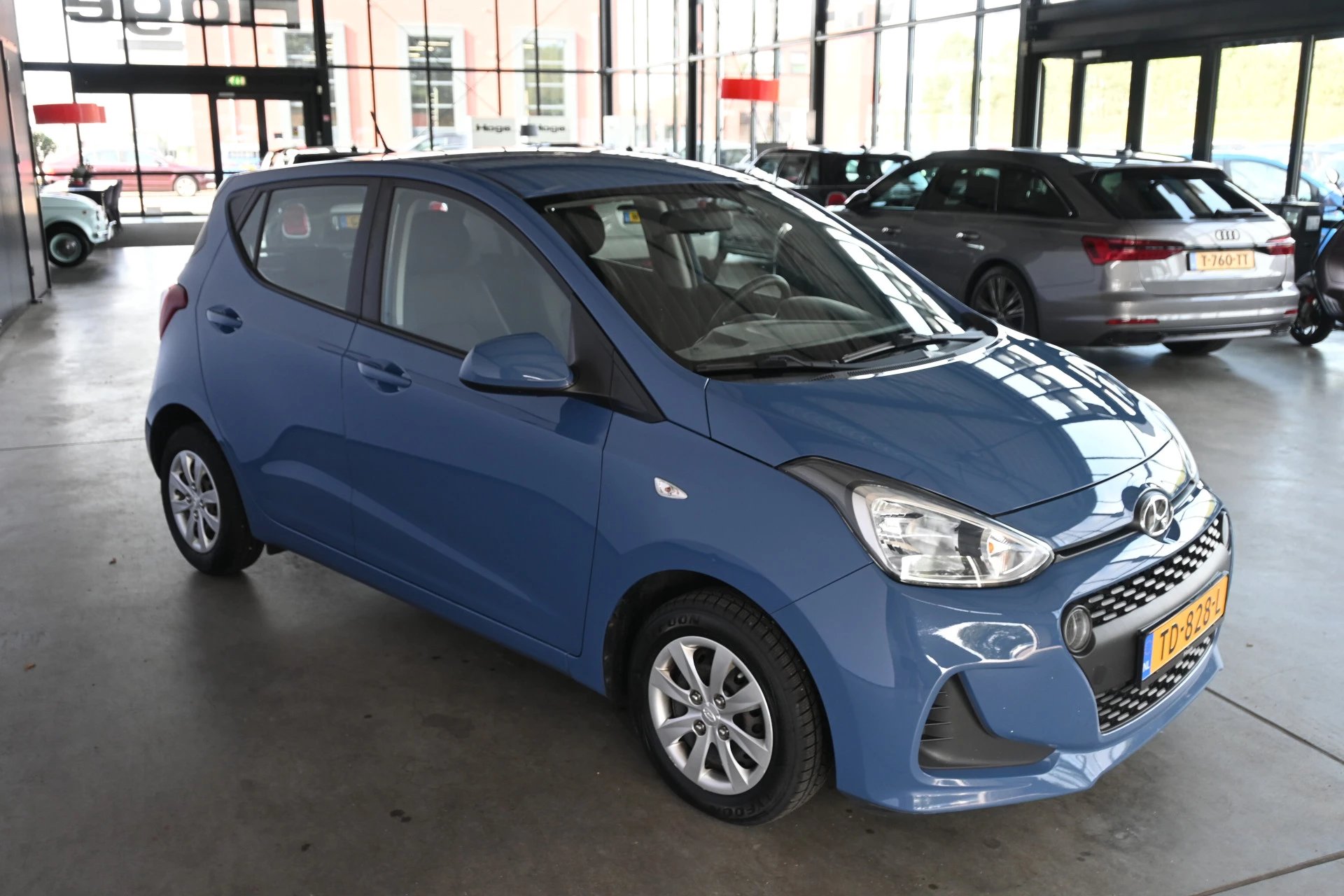 Hoofdafbeelding Hyundai i10