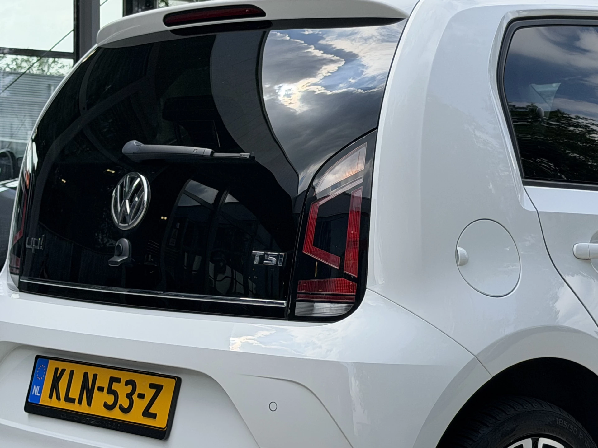 Hoofdafbeelding Volkswagen up!