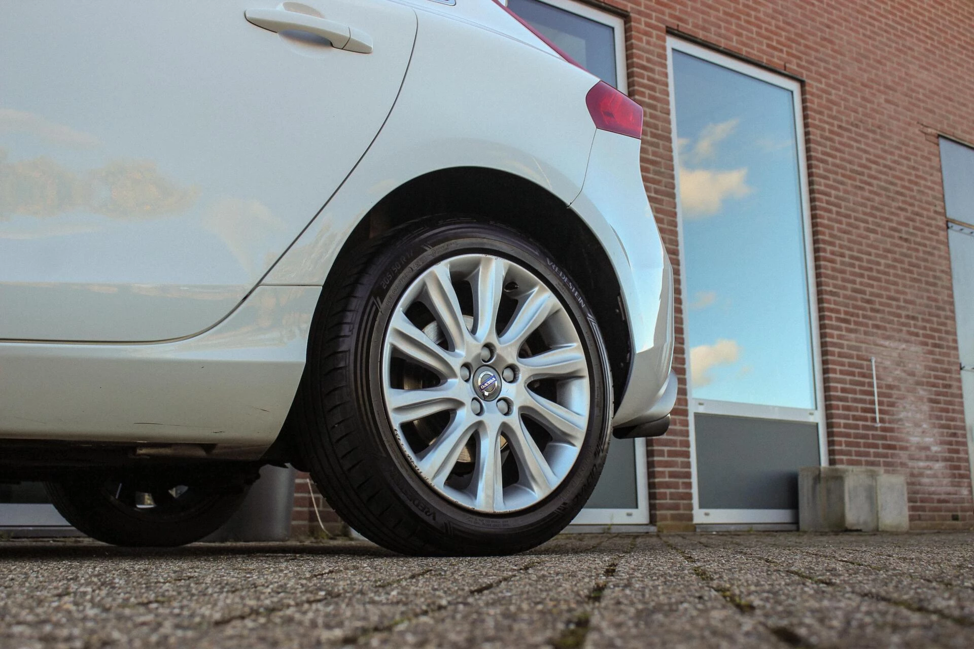 Hoofdafbeelding Volvo V40