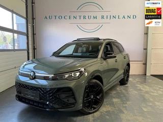 Hoofdafbeelding Volkswagen Tiguan Volkswagen TIGUAN 1.5 eHybrid R-Line Edition Panoramadak, Massage Stoelen, Trekhaak