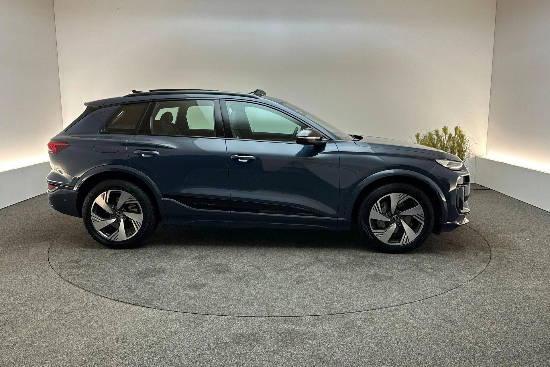 Hoofdafbeelding Audi Q6 e-tron