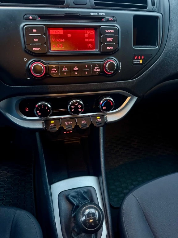 Hoofdafbeelding Kia Rio