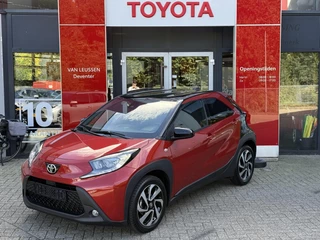 Hoofdafbeelding Toyota Aygo Toyota Aygo X 1.0 VVT-i MT Pulse APPLE/ANDROID AUTO ADP CRUISE CAMERA LM AIRCO STUURWIEL BEDIENING