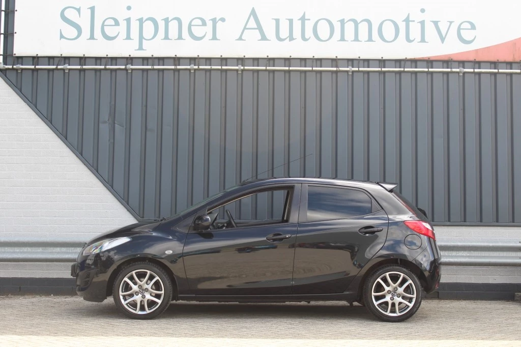 Hoofdafbeelding Mazda 2