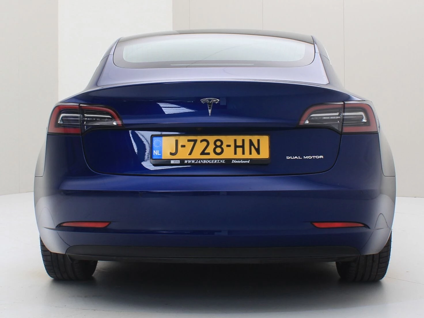 Hoofdafbeelding Tesla Model 3
