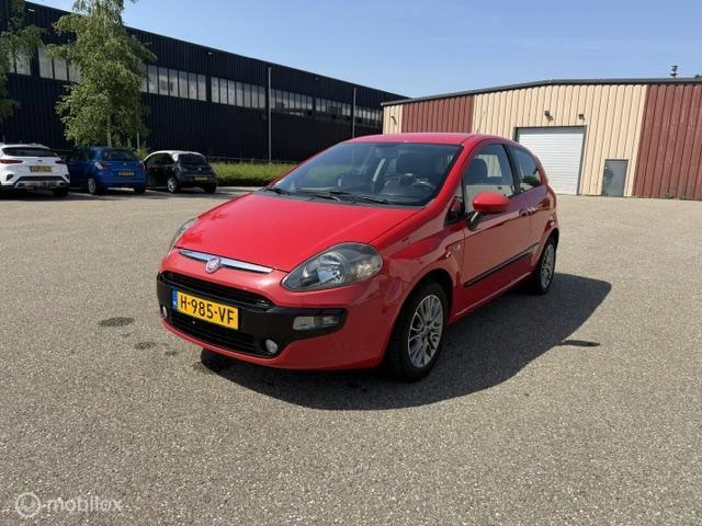 Hoofdafbeelding Fiat Punto