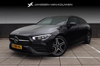 Hoofdafbeelding Mercedes-Benz CLA Mercedes-Benz CLA-klasse Shooting Brake 180 Business Solution AMG * Stoelverwarming * Camera * Sfeer Verlichting * Trekhaak Afneembaar *