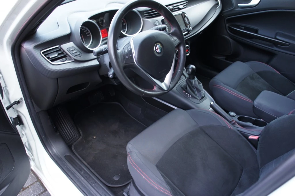 Hoofdafbeelding Alfa Romeo Giulietta