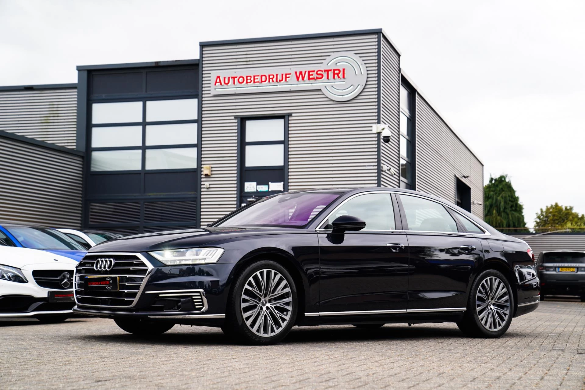 Hoofdafbeelding Audi A8