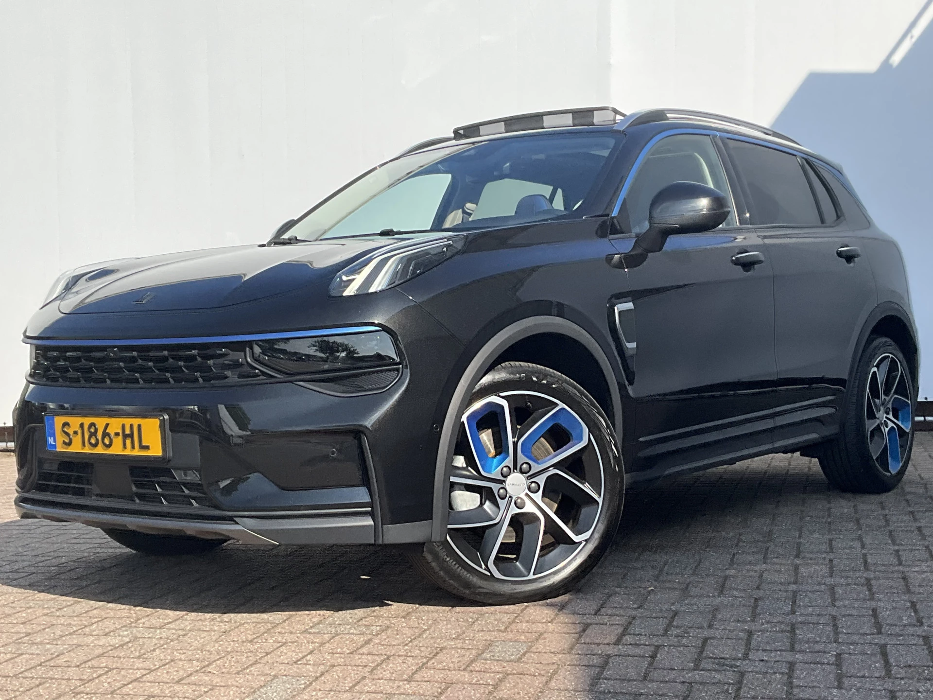 Hoofdafbeelding Lynk & Co 01