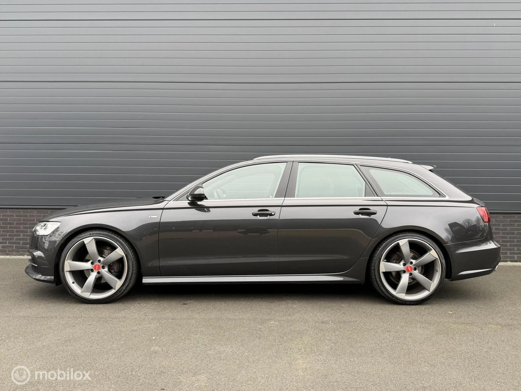 Hoofdafbeelding Audi A6