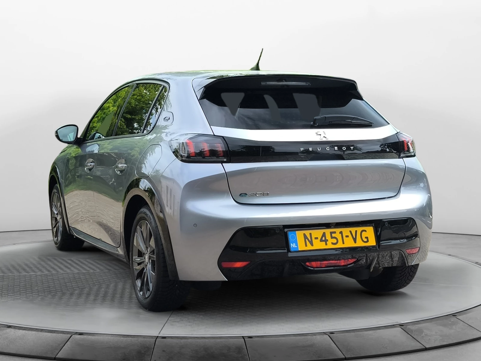 Hoofdafbeelding Peugeot e-208