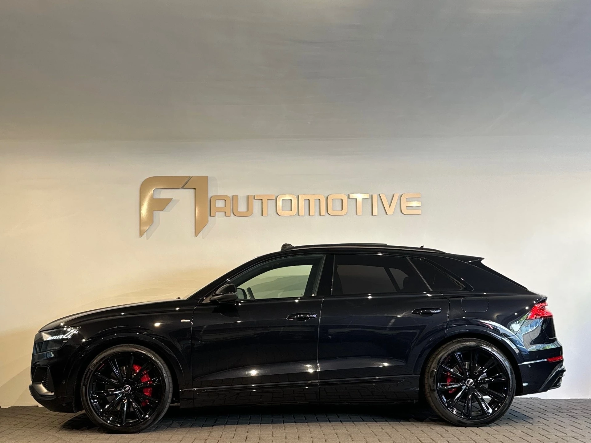 Hoofdafbeelding Audi Q8