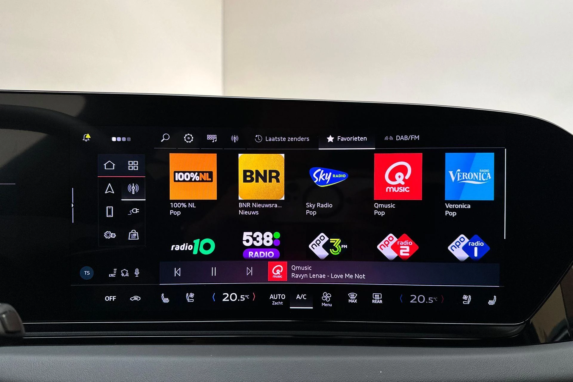 Hoofdafbeelding Audi A6 Avant e-tron