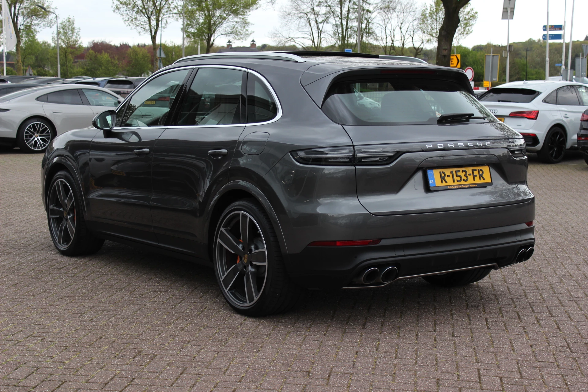 Hoofdafbeelding Porsche Cayenne