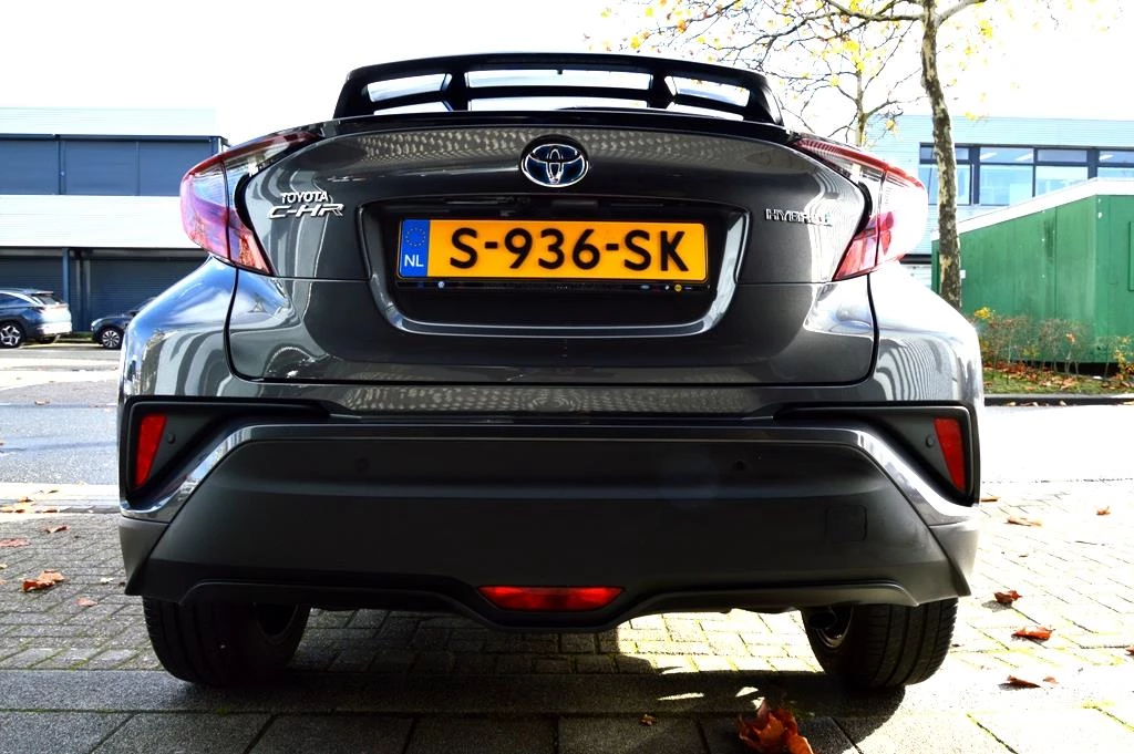 Hoofdafbeelding Toyota C-HR