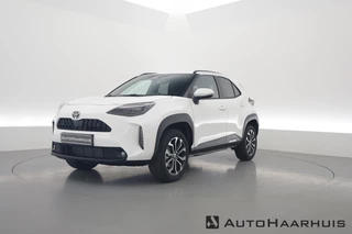 Toyota Yaris Cross 1.5 Hybrid Teamplayer 130pk | Winter pakket | Safety pakket | Navi | Adapt. Cruise | Camera | Keyless