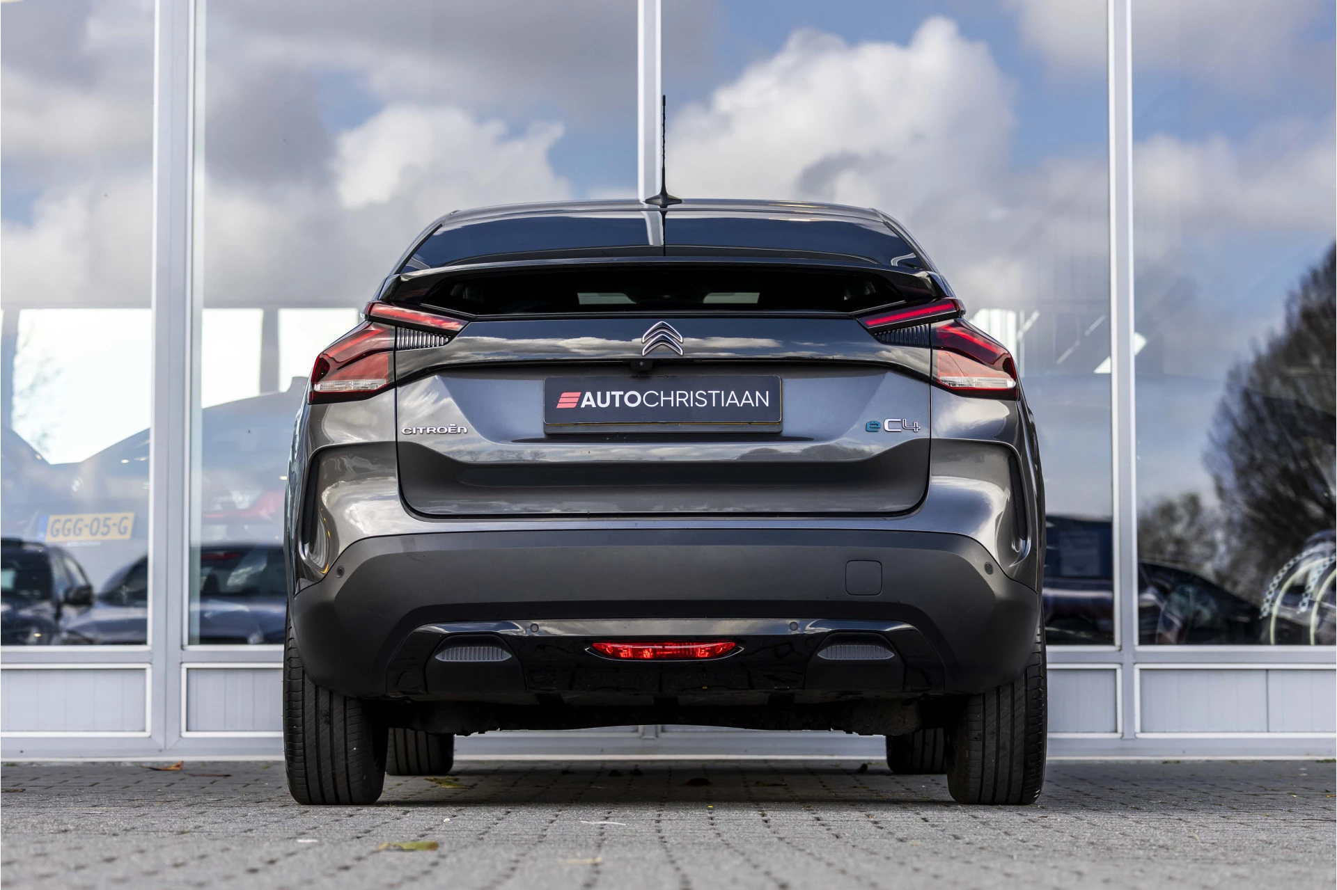 Hoofdafbeelding Citroën ë-C4