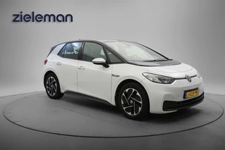 Volkswagen ID.3 First 58 kWh - Carplay, Navi, Stoelverw. Cruise