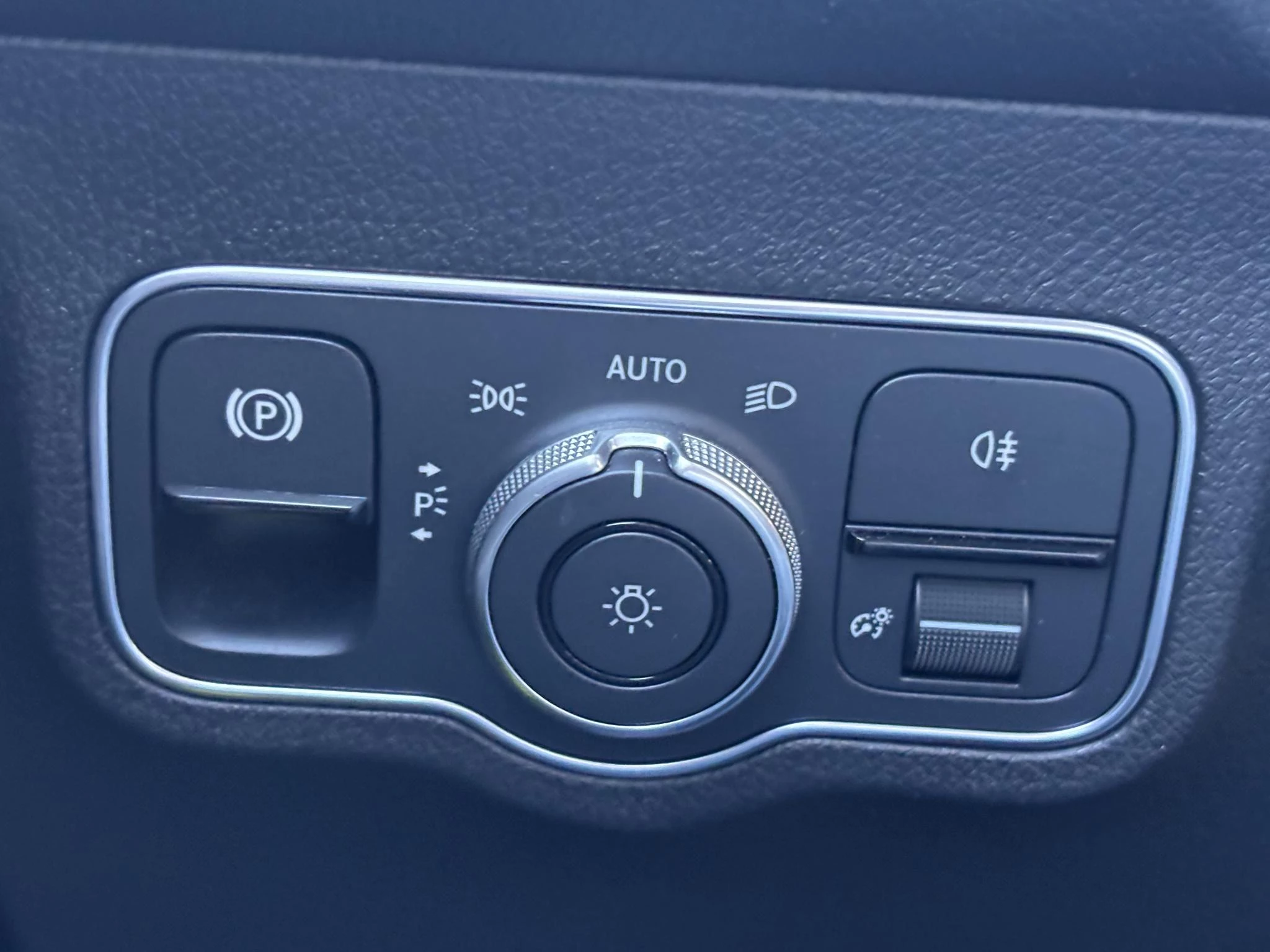 Hoofdafbeelding Mercedes-Benz EQB